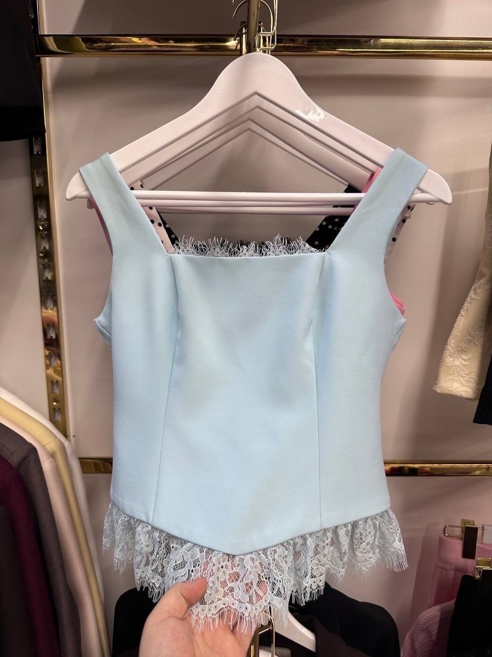 майка с кружевами,топ с кружевом,топ в бельевом стиле,шелковый топ,топ шелковый с кружевом