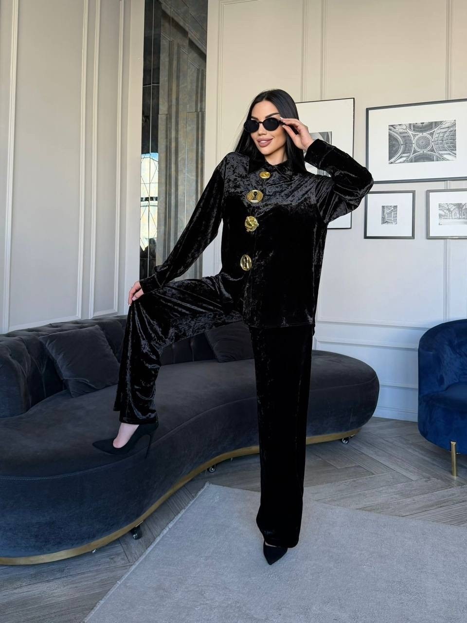 велюровый костюм,костюм брючный,бархатный костюм,бархатный женский костюм,костюмы женские брючные