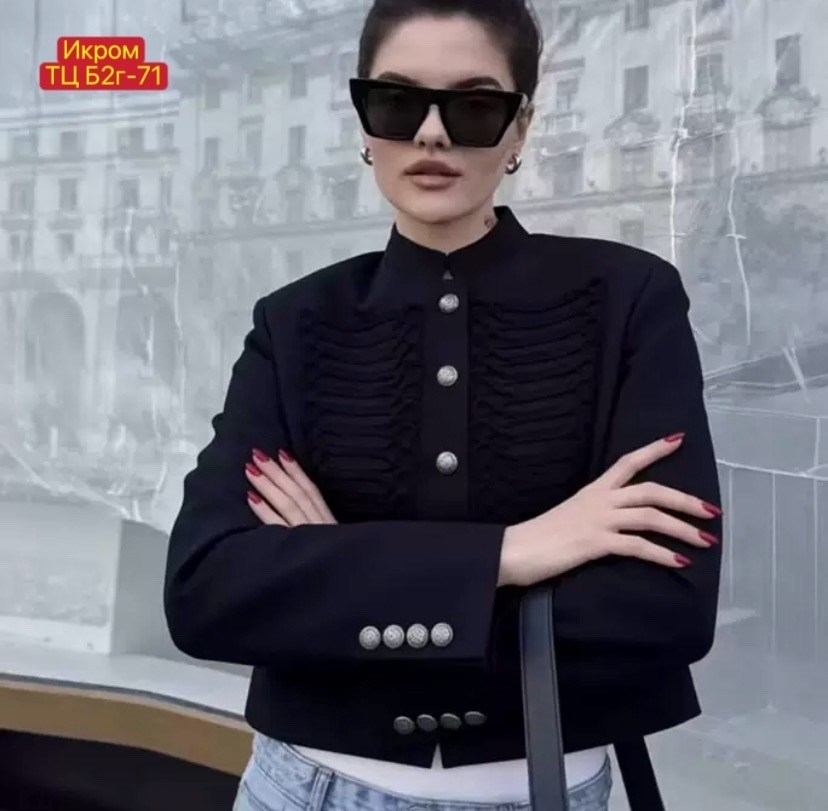 куртка милитари valentino,жакет,жакет в гусарском стиле,куртка в стиле милитари,жакет balmain гусарский