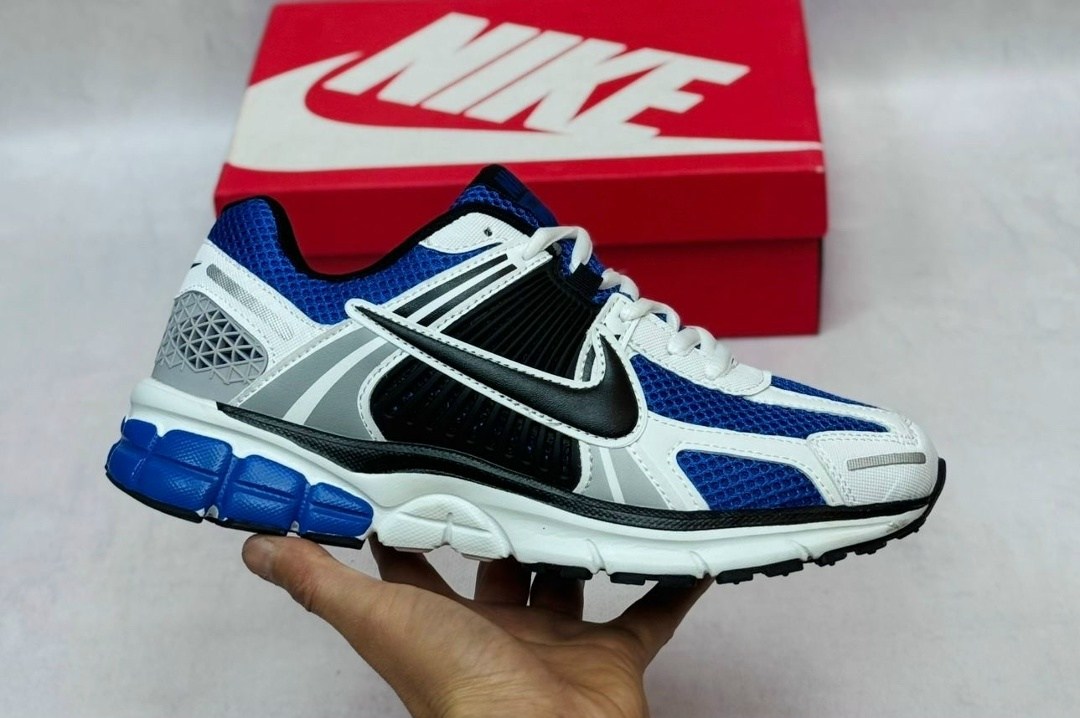 nike air zoom vomero 5 se sp,nike air zoom vomero 5,nike zoom vomero 5,nike vomero 5,кроссовки nike air zoom vomero 5