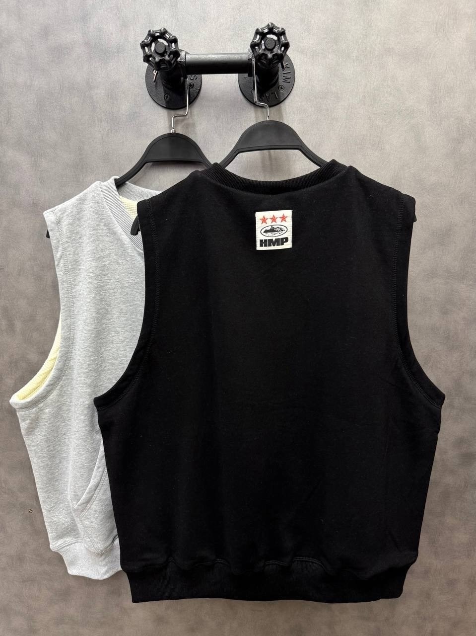 жилет камуфляжный,одежда жилет,мужские жилеты,жилет