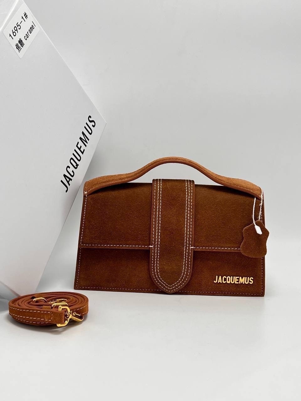 сумка jacquemus,сумка женская jacquemus,сумка jacquemus le grand bambino,jacquemus сумка на плечо,замшевая сумка