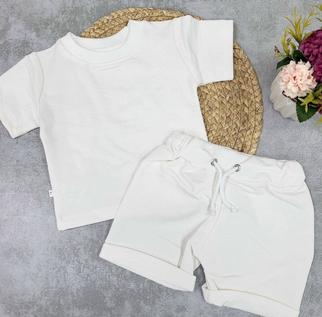 комплект одежды,комплект костюм,комплект одежды для девочки,костюм с шортам,детский костюм