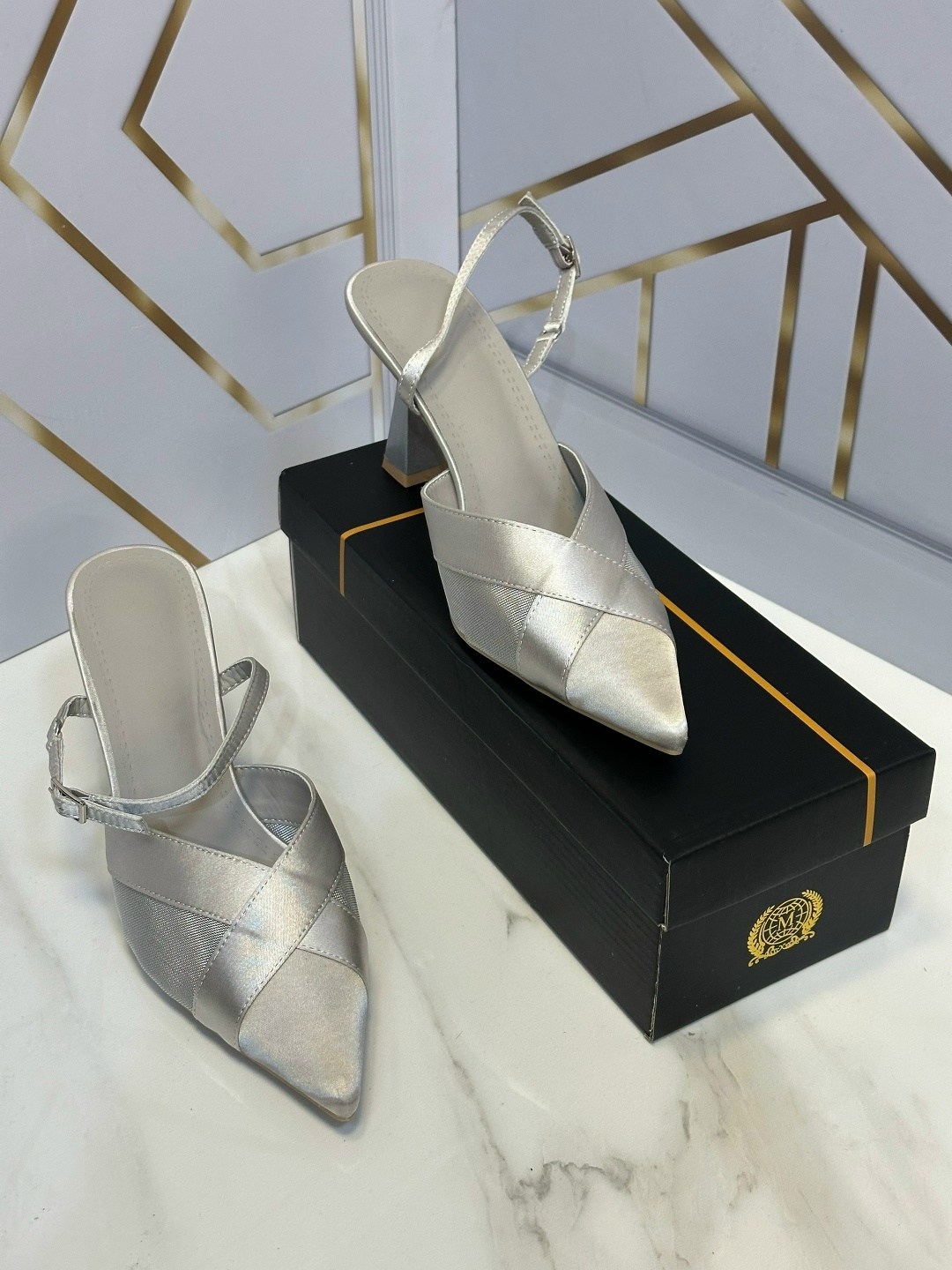 ,босоножки женские,босоножки на каблуках,женская ,босоножки зара с острым носом