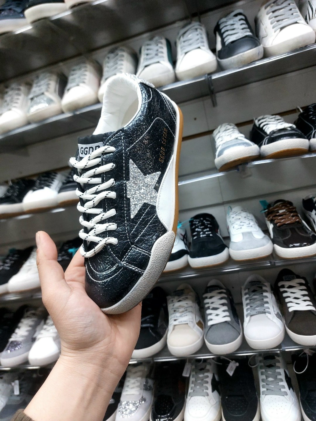 ,golden goose кроссовки,golden goose super star,кеды golden goose,повседневная