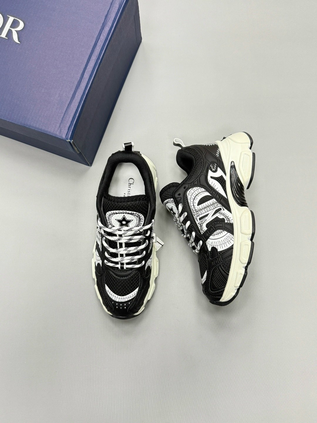 кроссовки dior,кроссовки christian dior,диор кроссовки,кроссовки,женские кроссовки