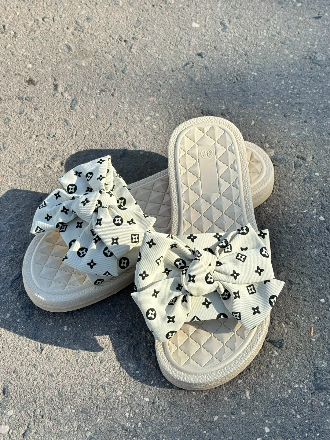 ,шлепанцы женские,шлепанцы женские летние,женские шлепки,шлепки лето