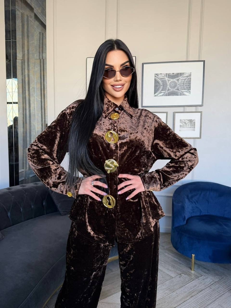 велюровый костюм,костюм брючный,бархатный костюм,бархатный женский костюм,костюмы женские брючные