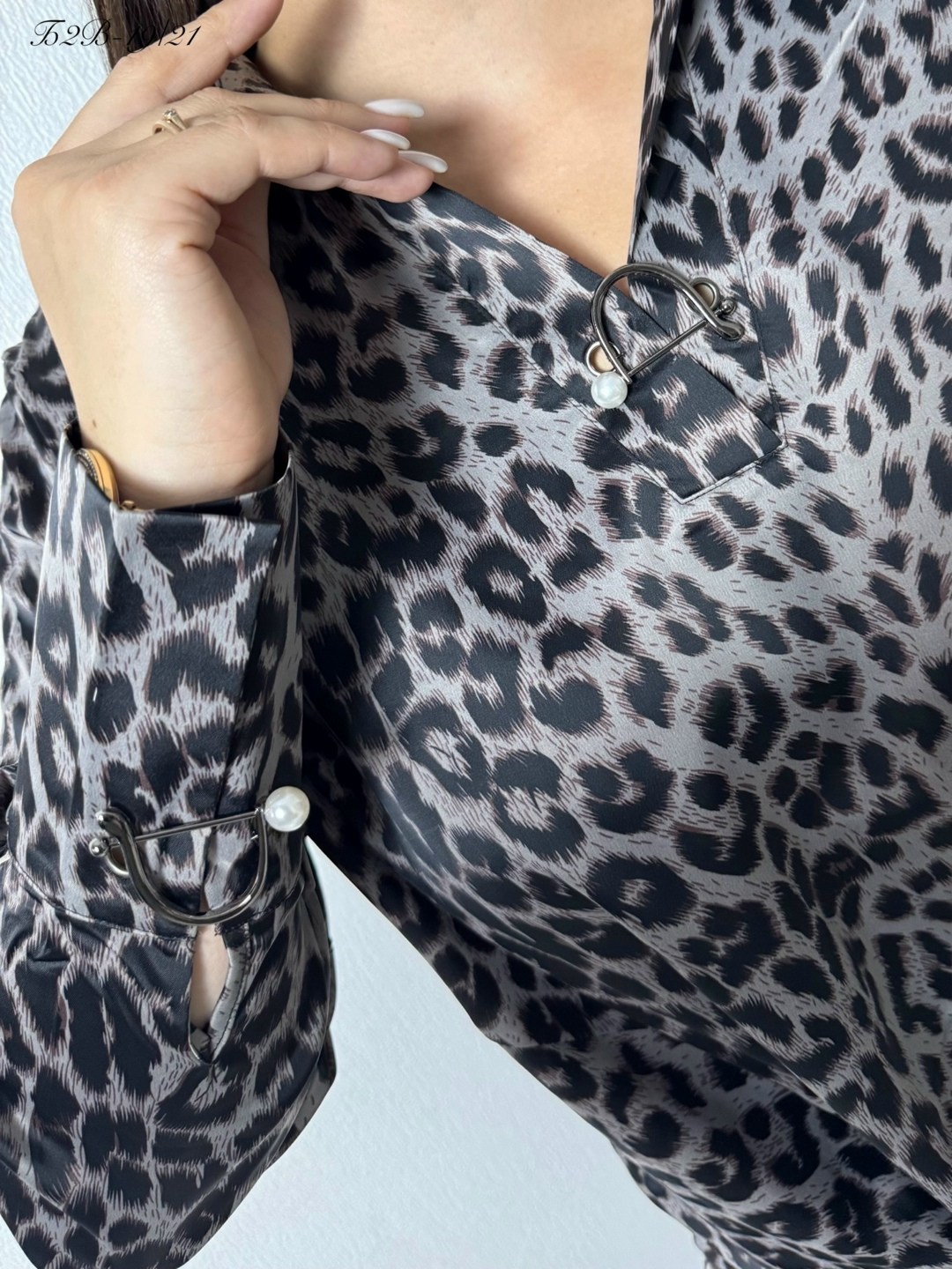 костюм леопардовый,костюм с юбкой,элегантные брюки,костюм с леопардовым принтом,женский костюм