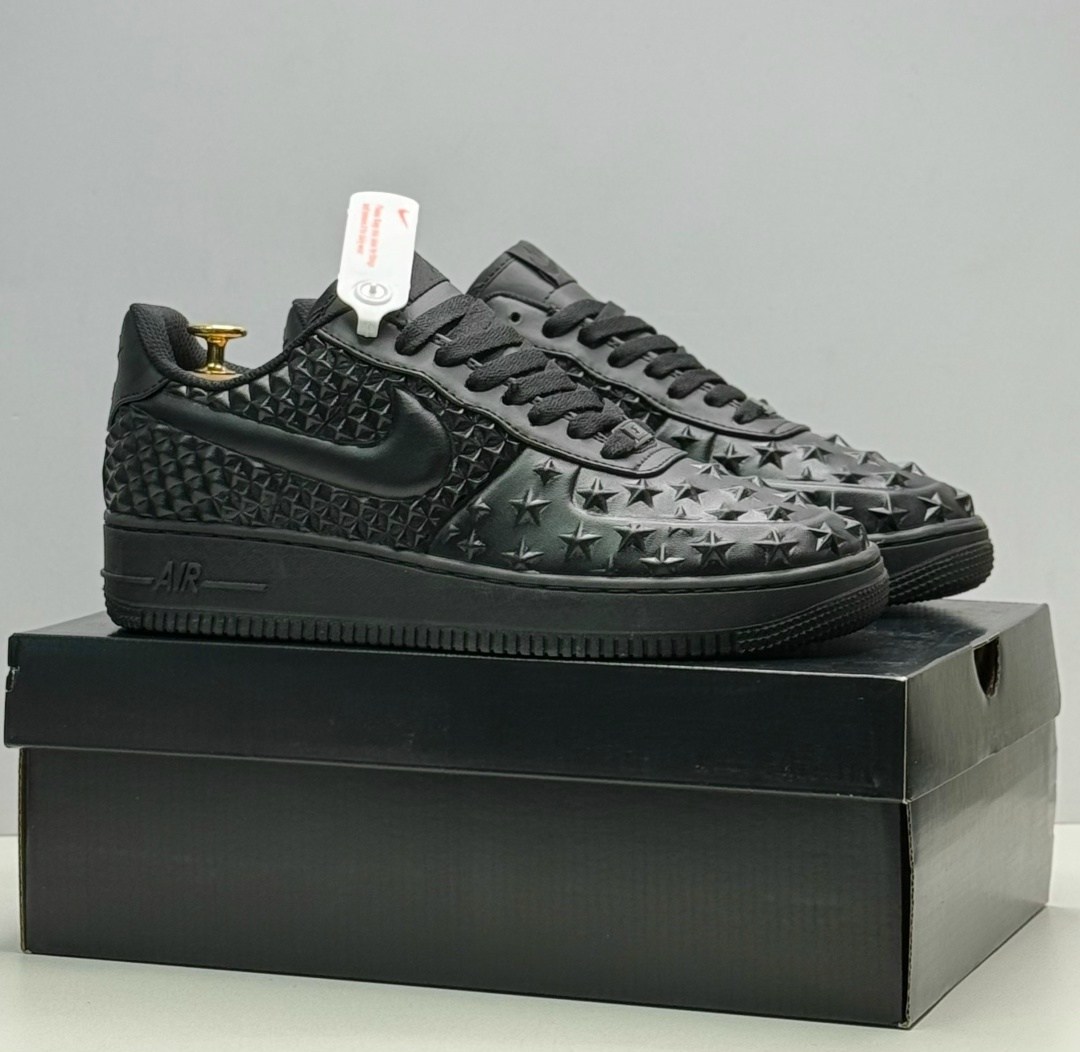 nike air force 1 lv8 vt stars black,nike air force 1 lv8 vt black,nike air force 1 lv8 vt stars black sneaker,nike air force 1 lv8 vt,nike air force 1 independence day black