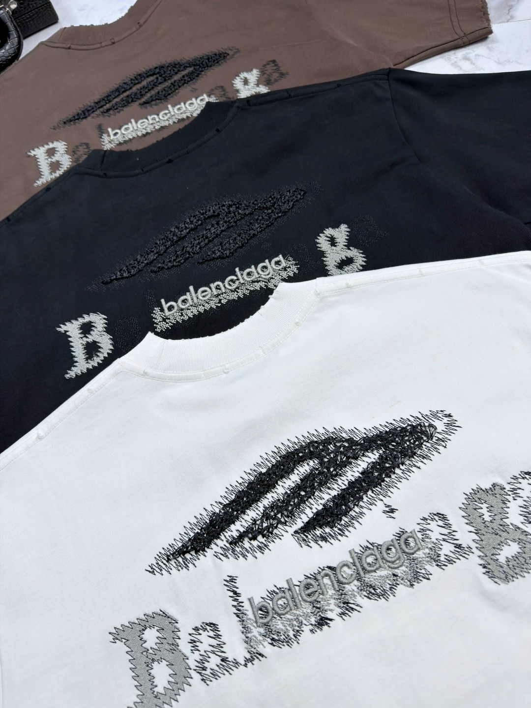 белая футболка мужская,мужская футболка,футболки для мужчин,футболки женские мужские,стиль футболка