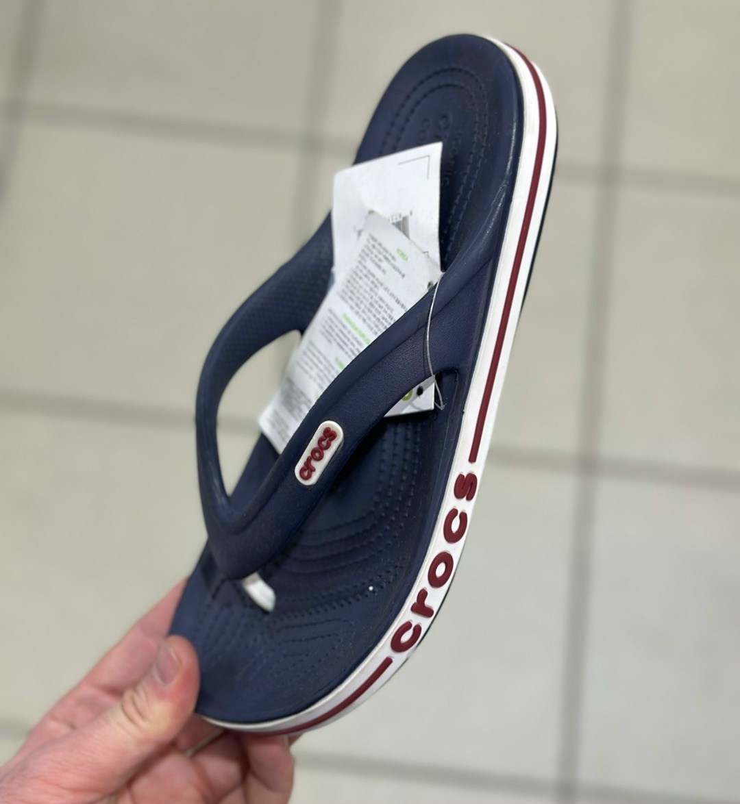 шлепанцы crocs,крокс сланцы белые,crocs bayaband flip,белые шлепки крокс,crocs classic