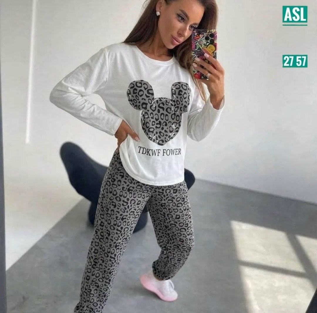 костюм женский,трикотажные костюмы,костюм брючной,костюм женский спортивный,