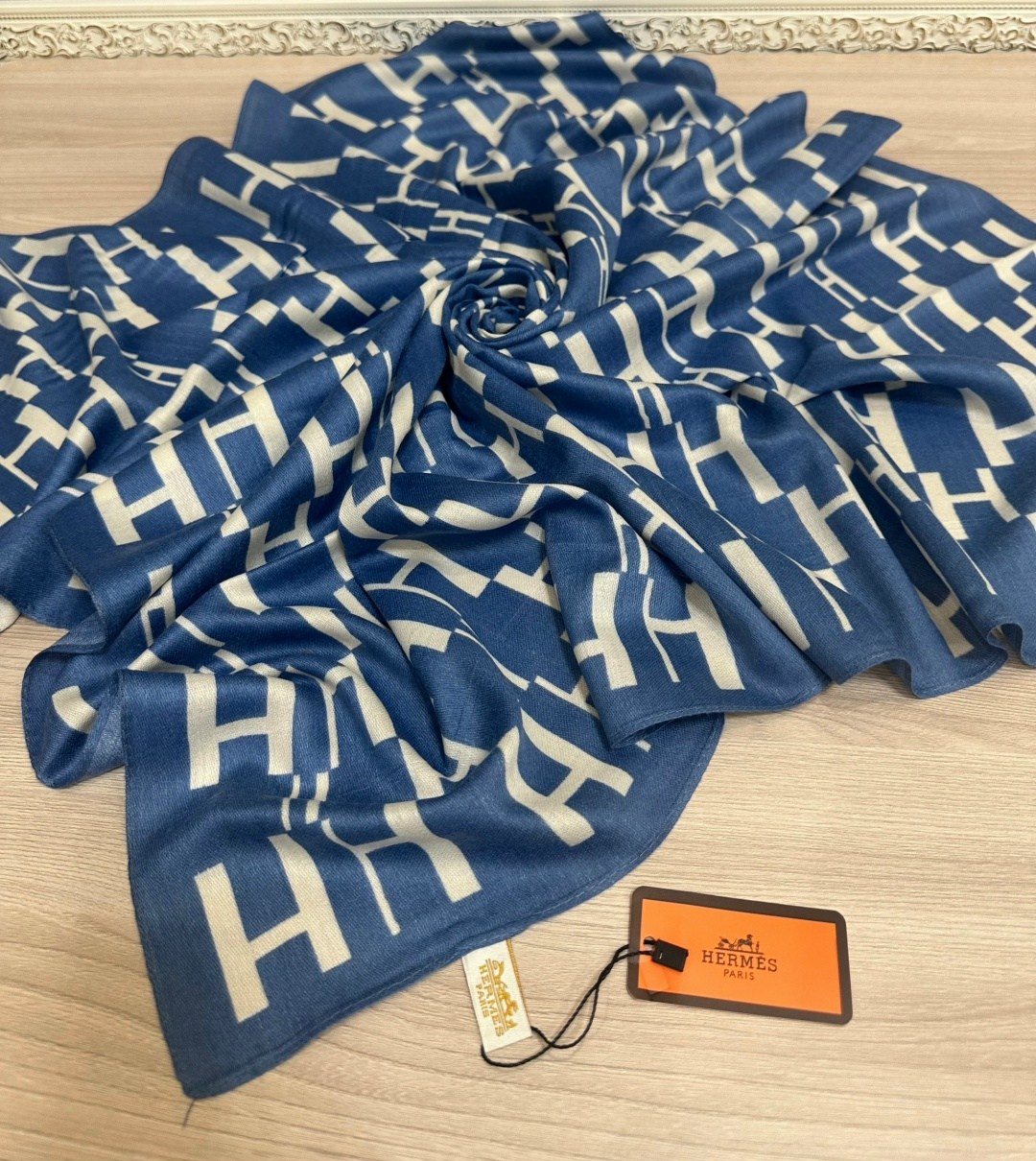 женский платок,платки шарф,шелковый платок,платок chanel,шарфы для женщин