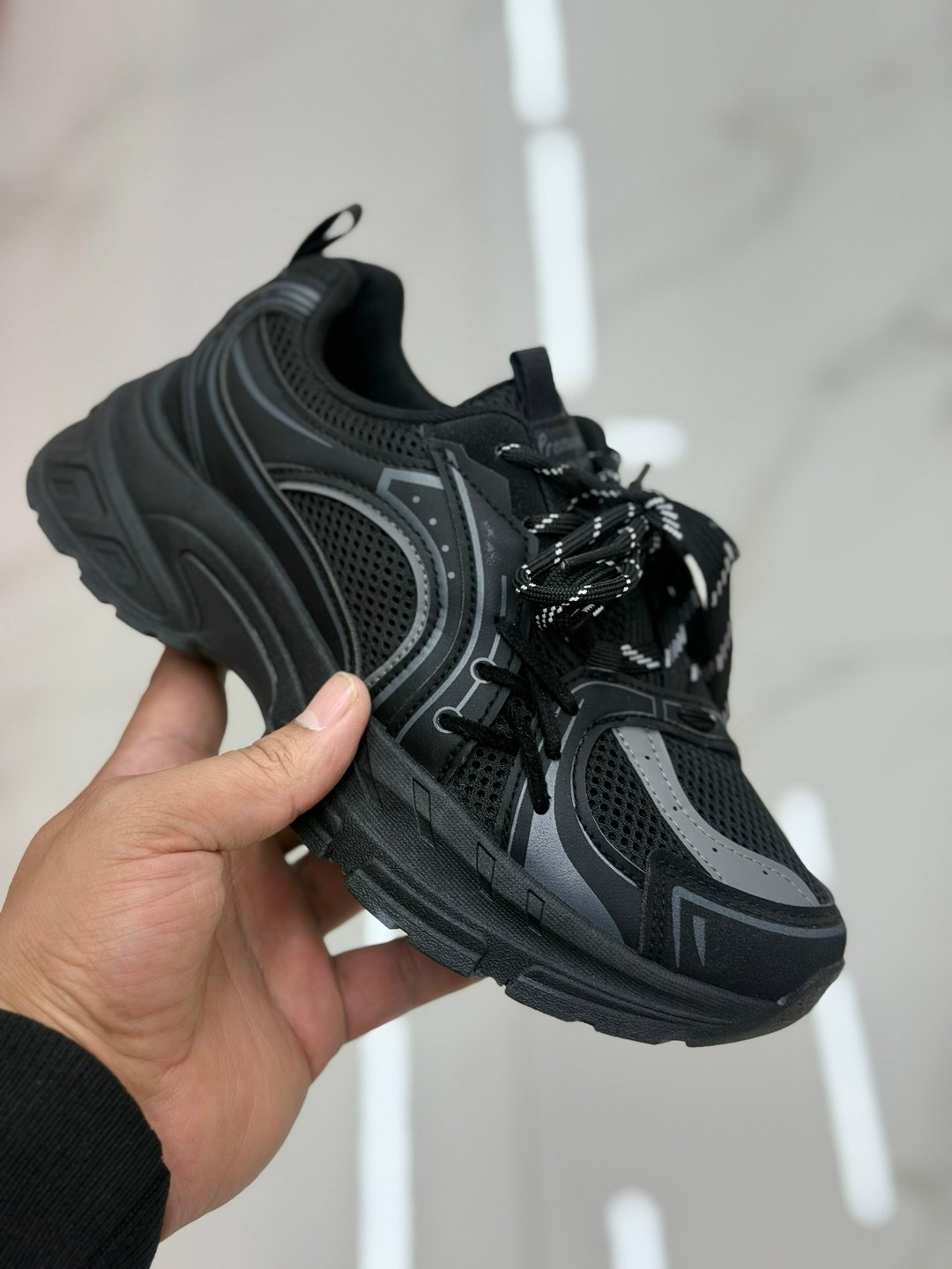 кроссовки женскиe,массивные кроссовки,женские массивные кроссовки,повседневные кроссовки,объемные кроссовки