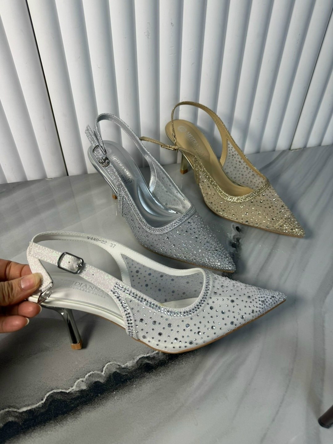 девушка,женщин,ювелирные изделия,ювелирное украшение,макияж идеи