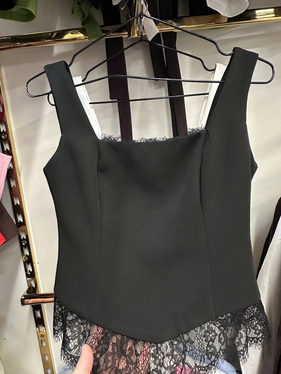 майка с кружевами,топ с кружевом,топ в бельевом стиле,шелковый топ,топ шелковый с кружевом