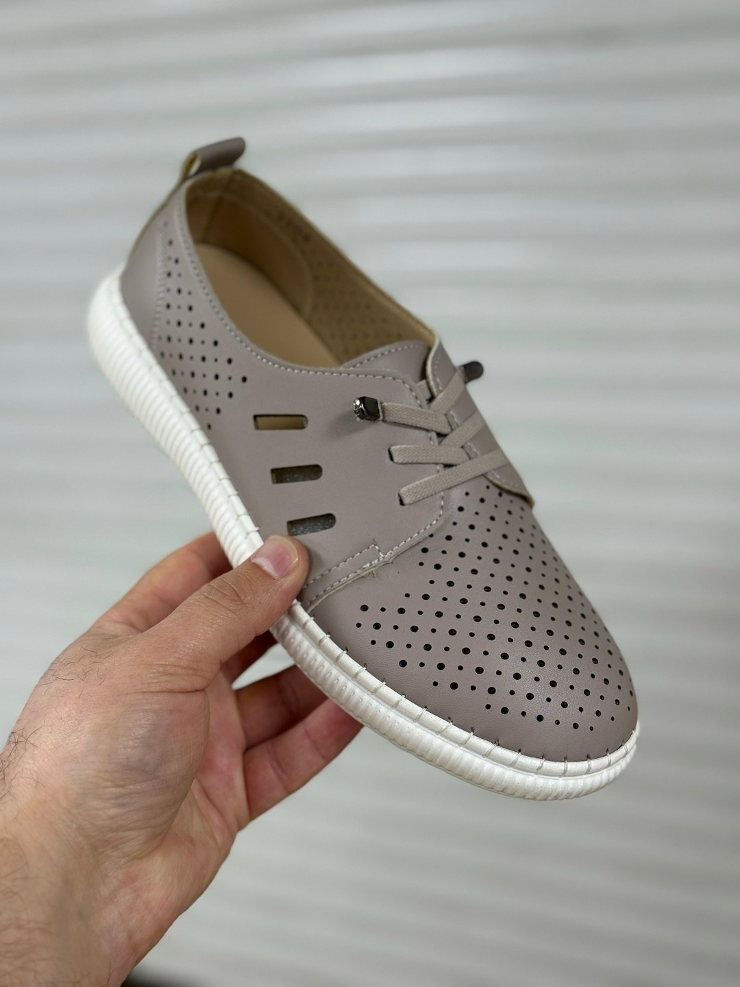 ,женская ,обуви,кеды женски,кеды с перфорацией женские