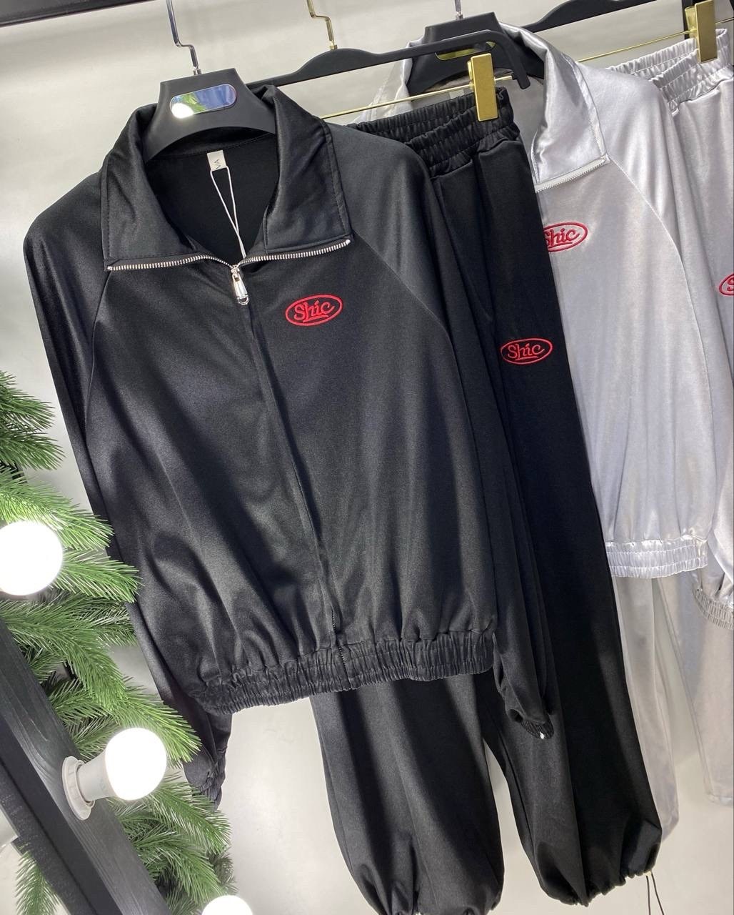 атласный костюм,женские спортивные костюмы,спортивный костюм для женщин,стильные спортивные костюмы,спортивный костюм