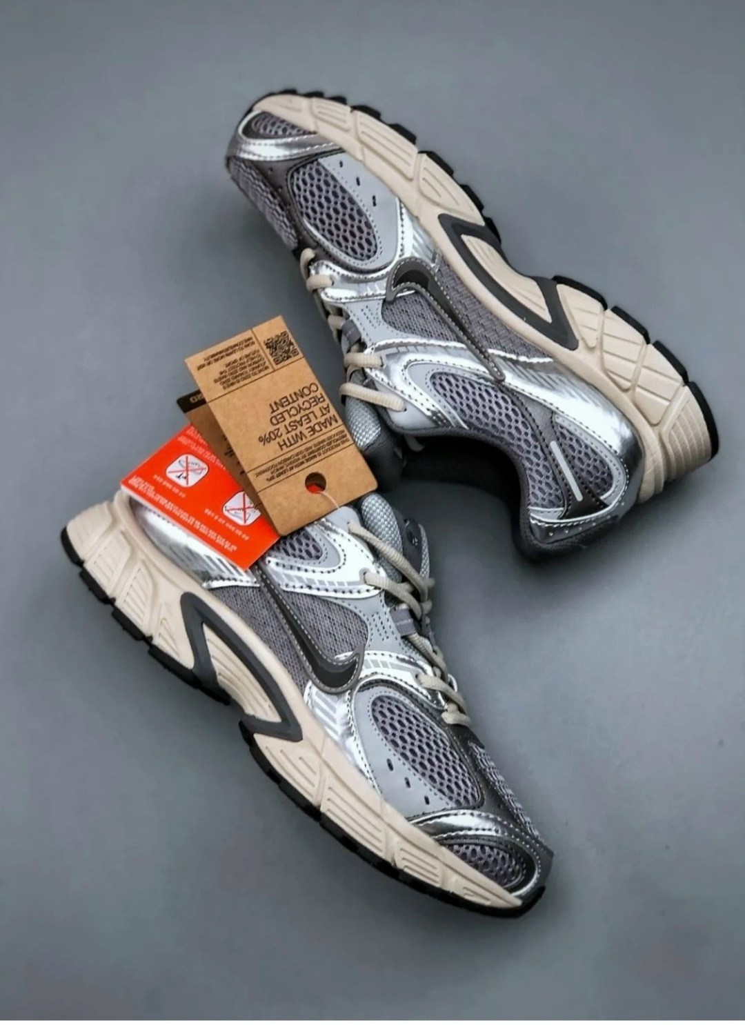 кроссовки nike,мужские и женские кроссовки,повседневные кроссовки,кроссовки nike zoom vomero 5,спортивная