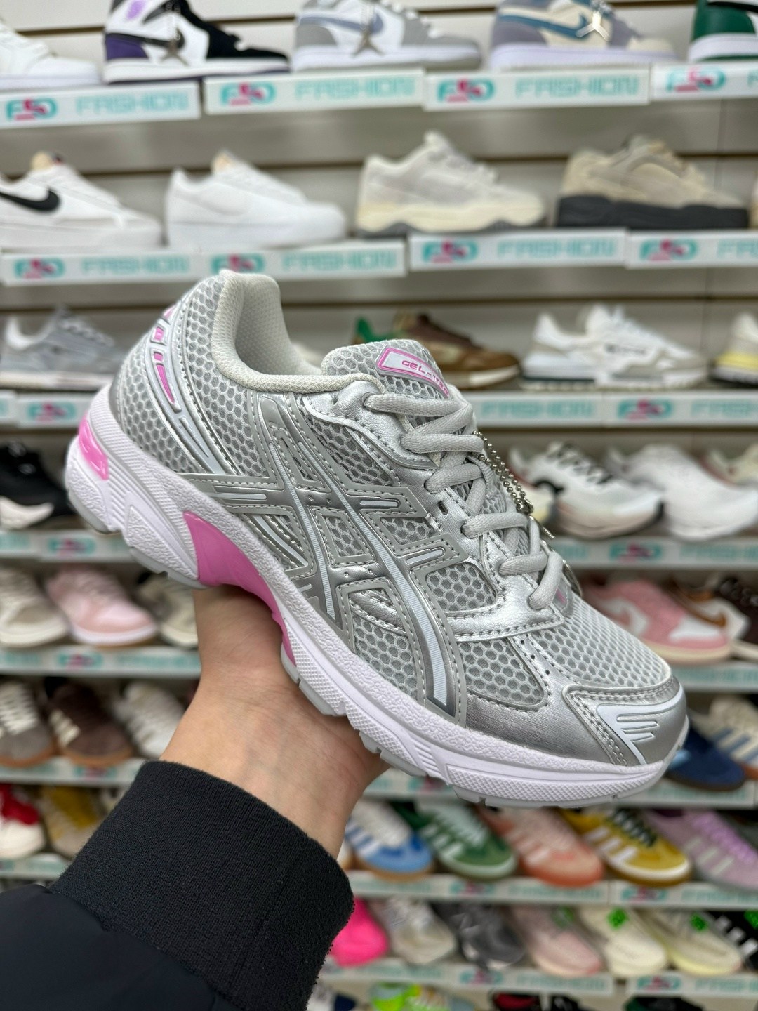 кроссовки nike initiator,кроссовки,кроссовки nike,женские кроссовки,женские беговые кроссовки initiator от finish line nike белый