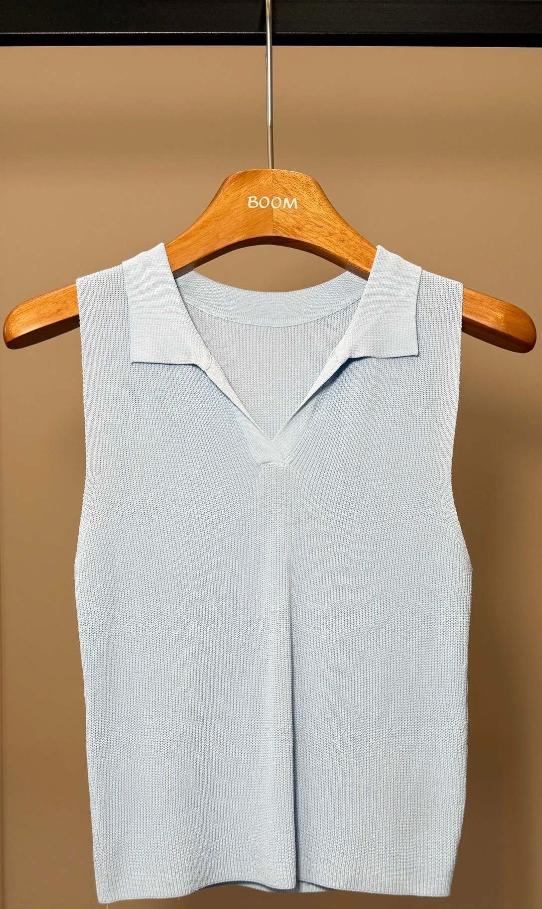 вязаные жилеты,вязаная майка,жилет с воротником,женский вязаный жилет,трикотажный жилет