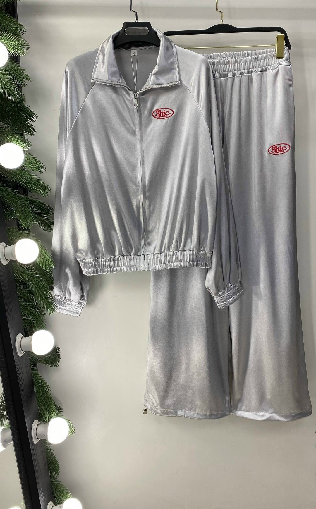 атласный костюм,женские спортивные костюмы,спортивный костюм для женщин,стильные спортивные костюмы,спортивный костюм