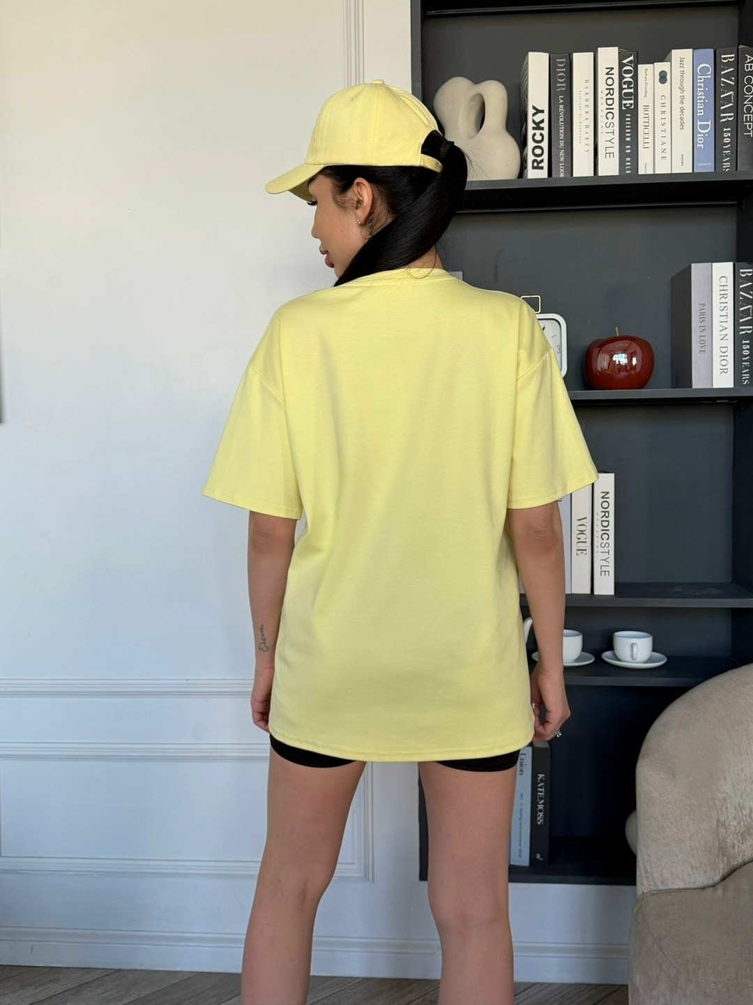 футболки женская,футболки модные,спортивные костюмы,,костюм