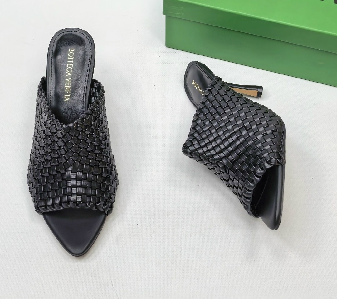 ,босоножки bottega veneta,мюли bottega veneta,кожаные мюли,женская