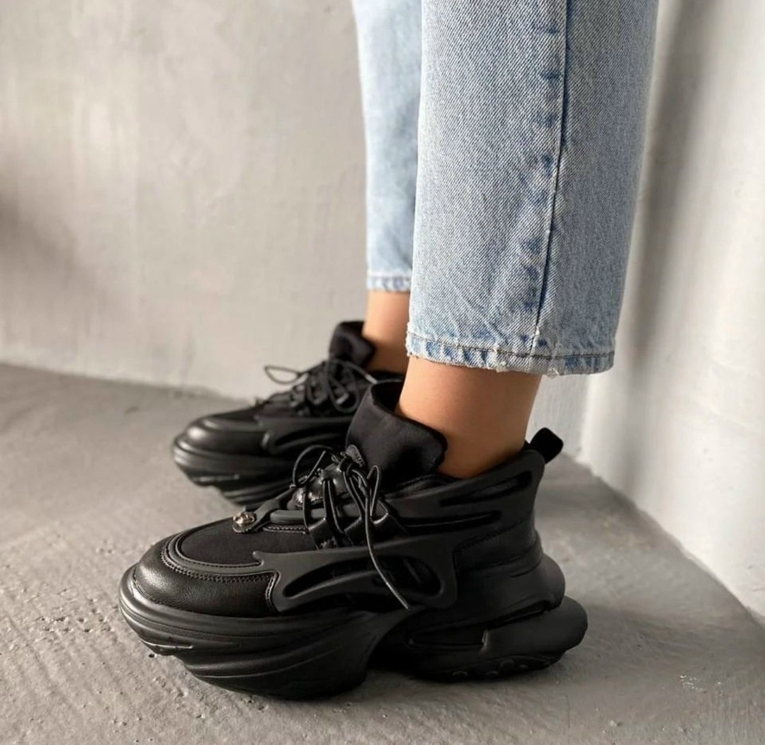 кроссовки женскиe,,кроссовки черные,массивные кроссовки,черные кроссовки женские