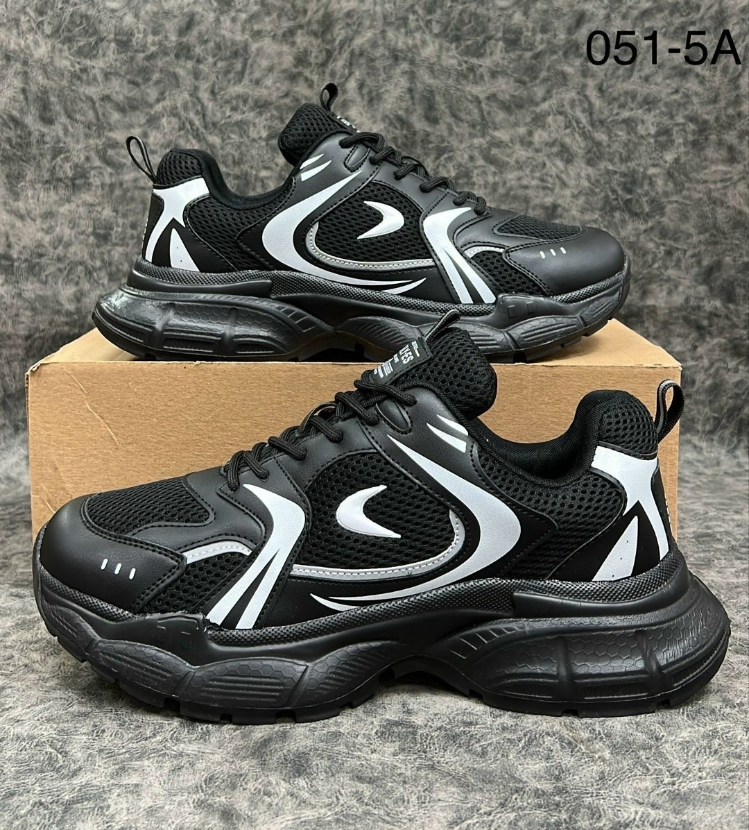 массивные кроссовки,черные кроссовки,женские кроссовки,мужские кроссовки,кроссовки