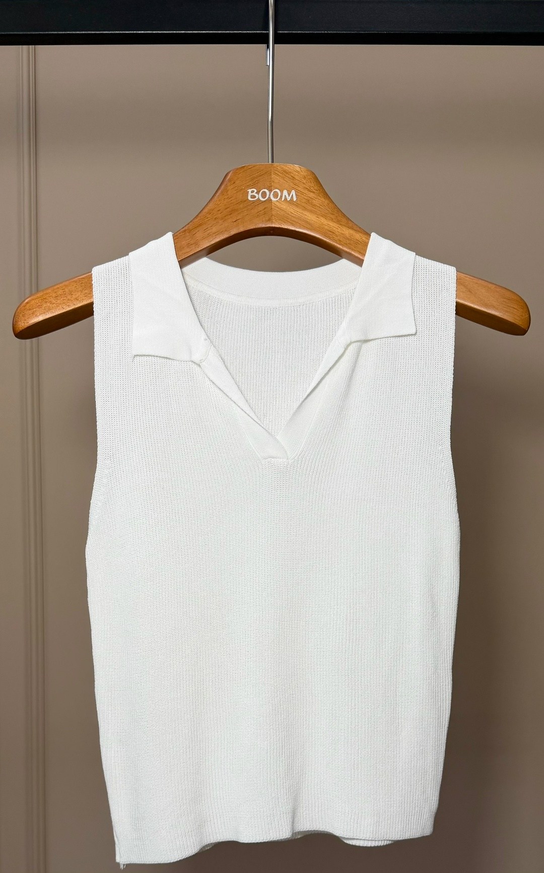 вязаные жилеты,вязаная майка,жилет с воротником,женский вязаный жилет,трикотажный жилет