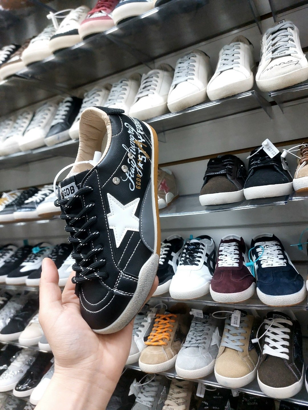 ,golden goose кроссовки,golden goose super star,кеды golden goose,повседневная