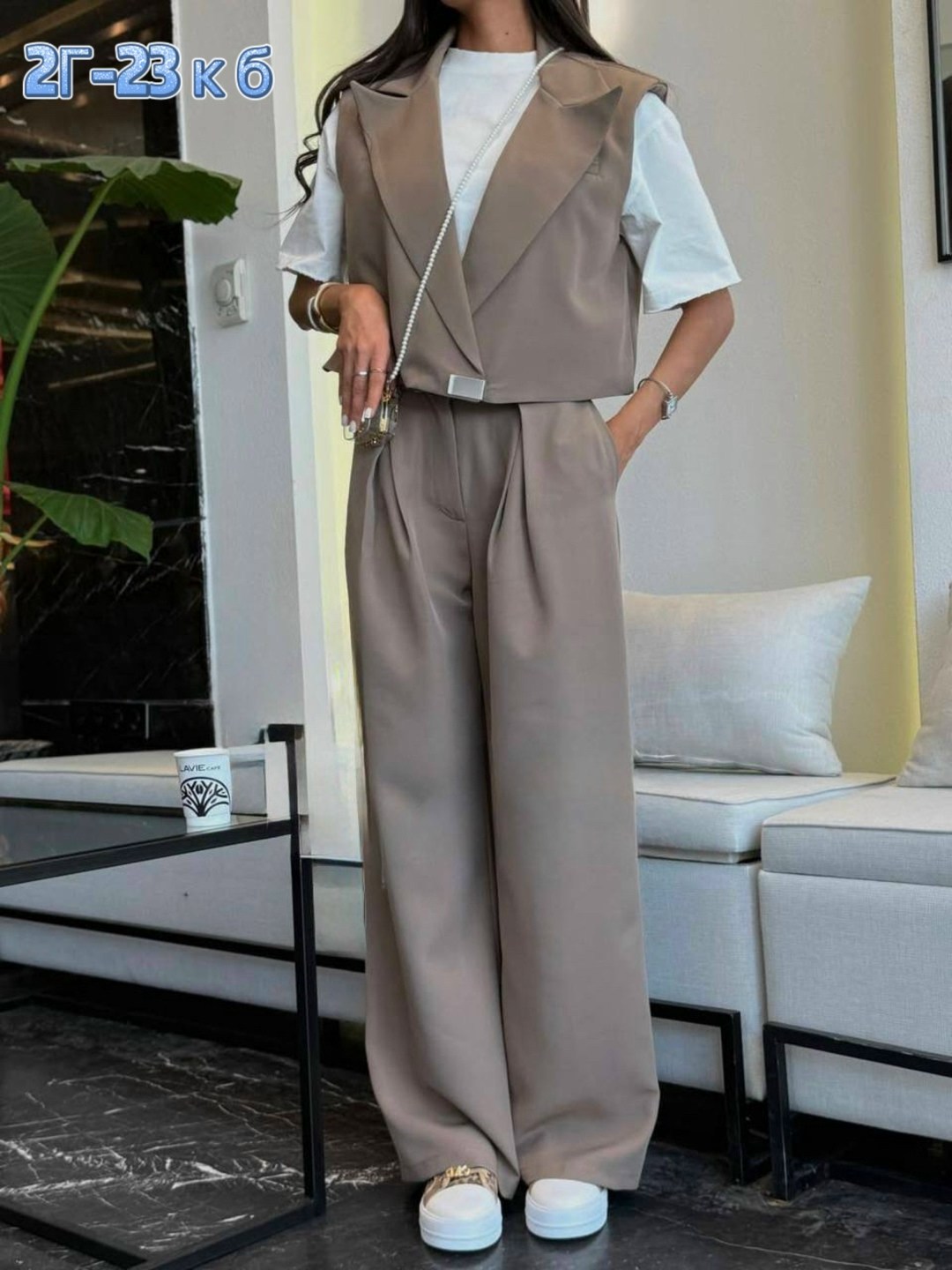 костюм брючный деловой с жилетом lee amour,брючный костюм с жилетом женский,брючный костюм с жилеткой женский,женский брючный костюм с жилетом 1103 надин,костюм брючный с жилетом