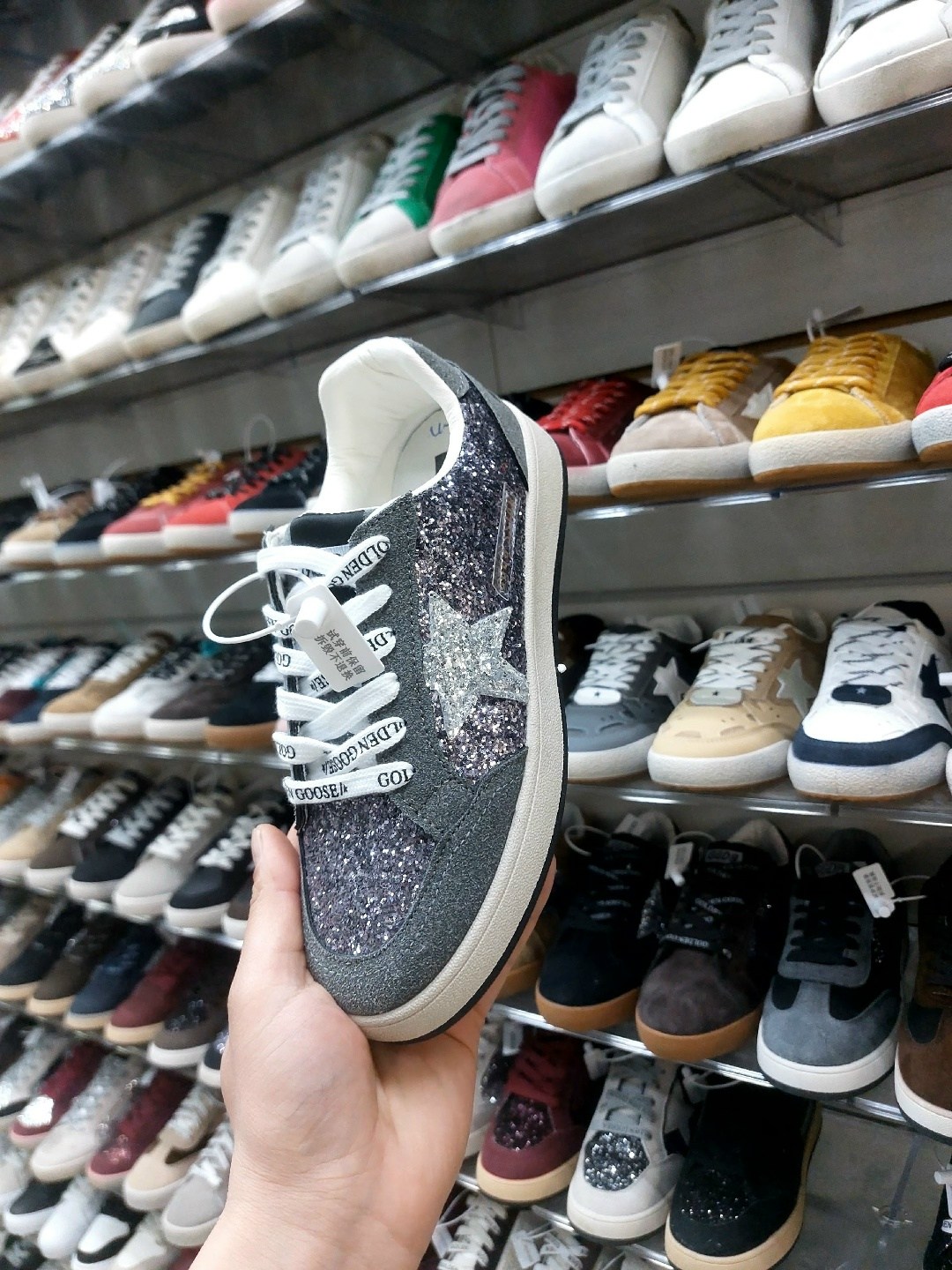 ,кеды golden goose,кроссовки golden goose,кроссовки golden goose с пайетками на платформе,кеды голден гус