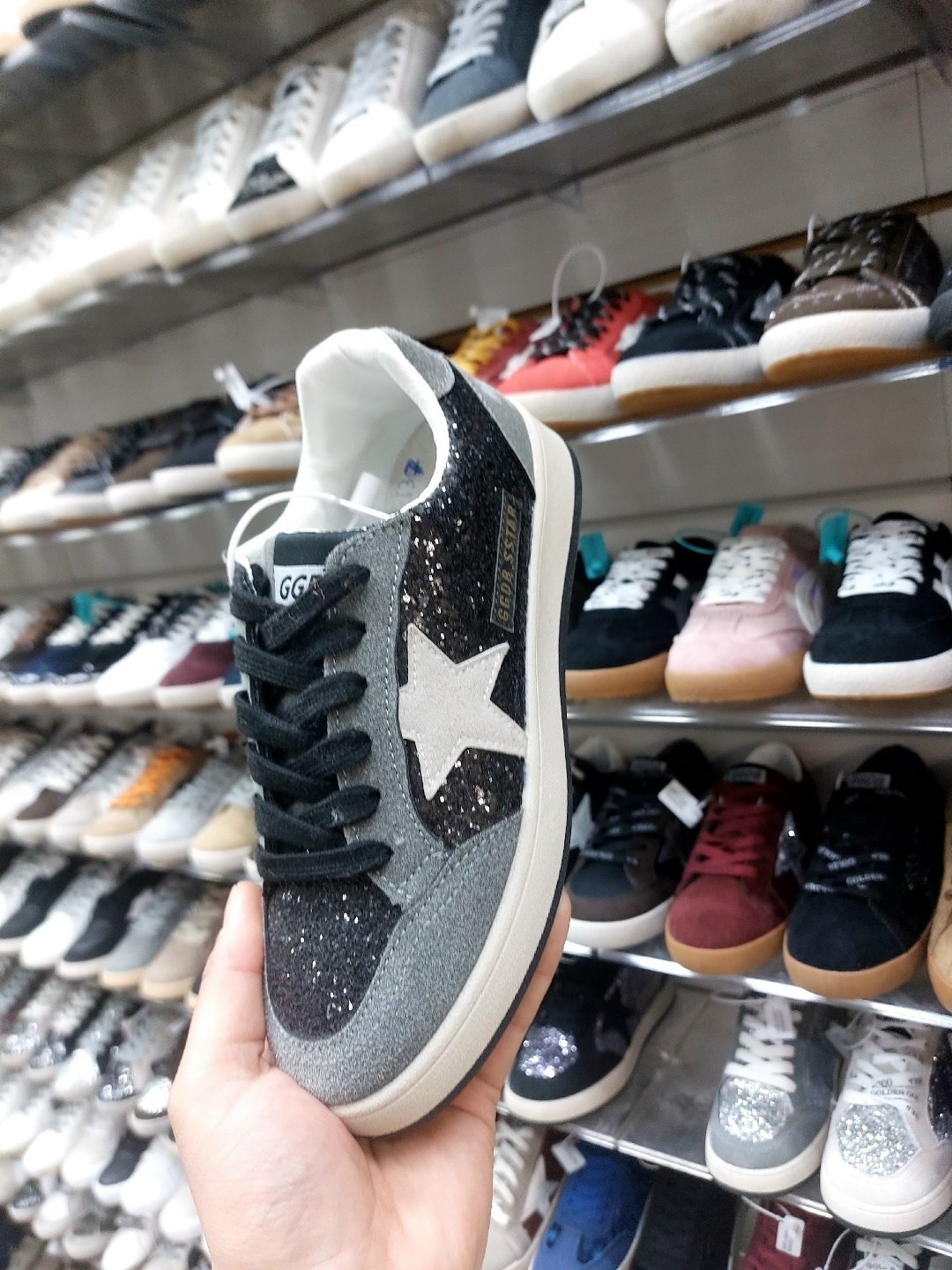 ,кеды golden goose,кроссовки golden goose,кроссовки golden goose с пайетками на платформе,кеды голден гус