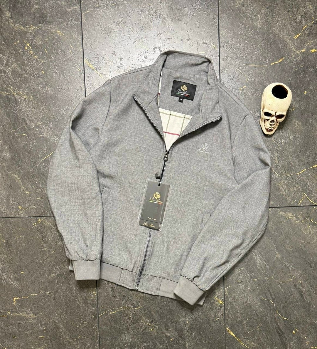 куртка бомбер,мужская куртка бомбер,легкая куртка,куртка,бежевая куртка