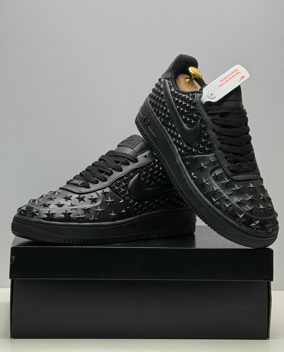 nike air force 1 lv8 vt stars black,nike air force 1 lv8 vt black,nike air force 1 lv8 vt stars black sneaker,nike air force 1 lv8 vt,nike air force 1 independence day black