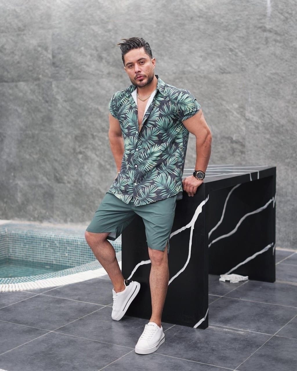 мужской летний костюм с шортами,гавайская рубашка мужская,мужская мода,пляжная рубашка,мужской костюм с шортами