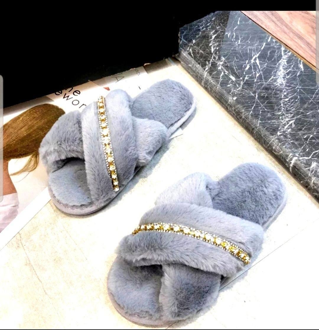женские домашние тапочки,тапочки модные,,меховые тапочки,тапочки женские