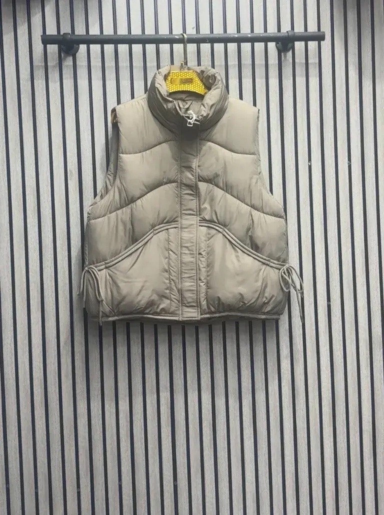 жилетка женская,жилет женский,жилет женский утепленный,жилет,женская демисезонная жилетка