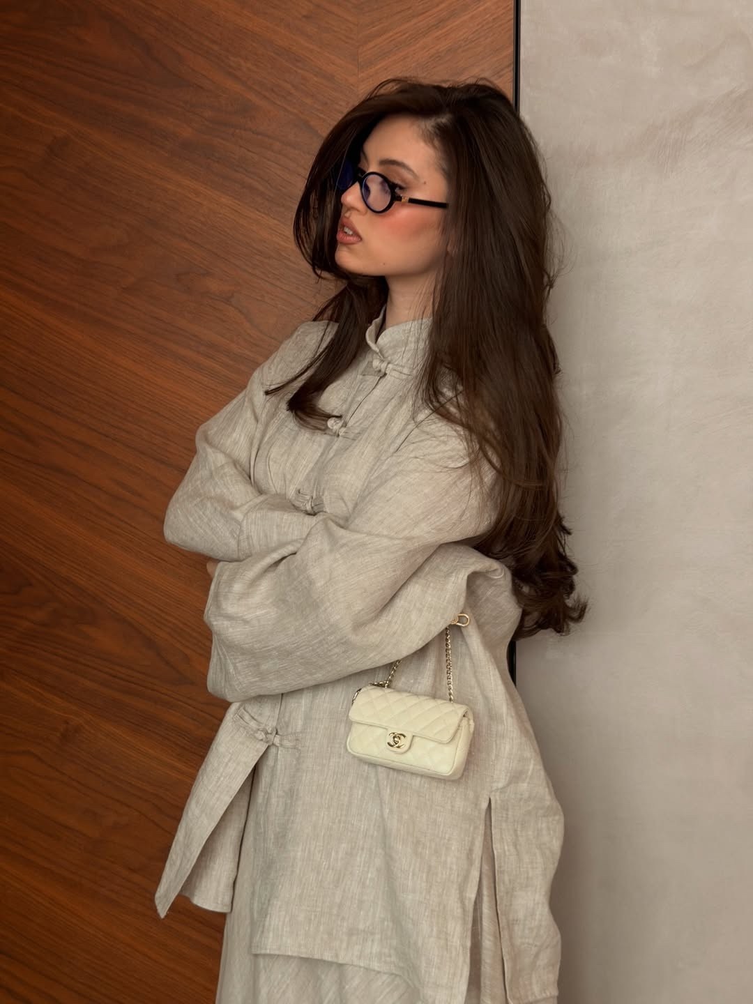 мода стиль,девушка,стильные наряды,рубашка женская,повседневная куртка