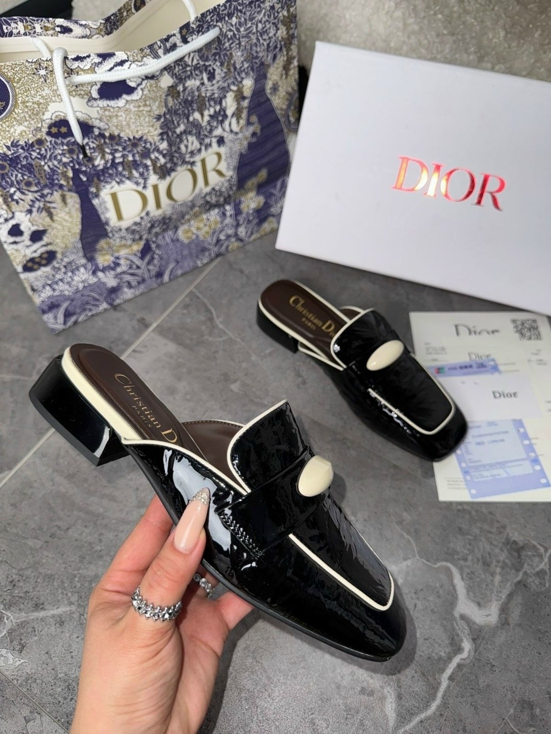 босоножки кристиан диор,,босоножки dior,шлепки диор,лоферы dior