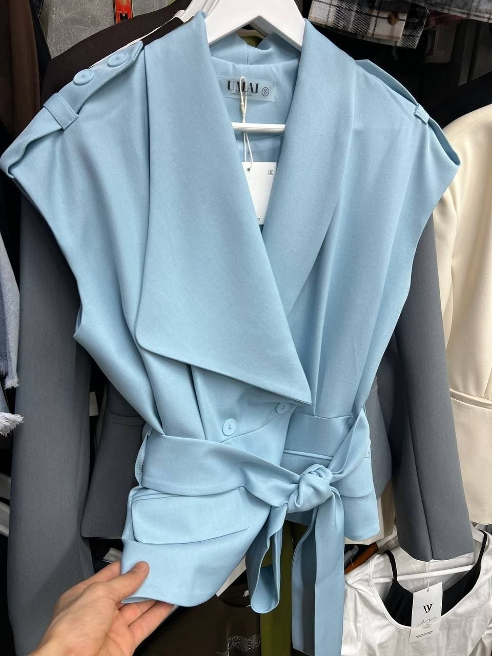 жилет с поясом,удлиненный жилет,жилет,жилет женский,жилет приталенный