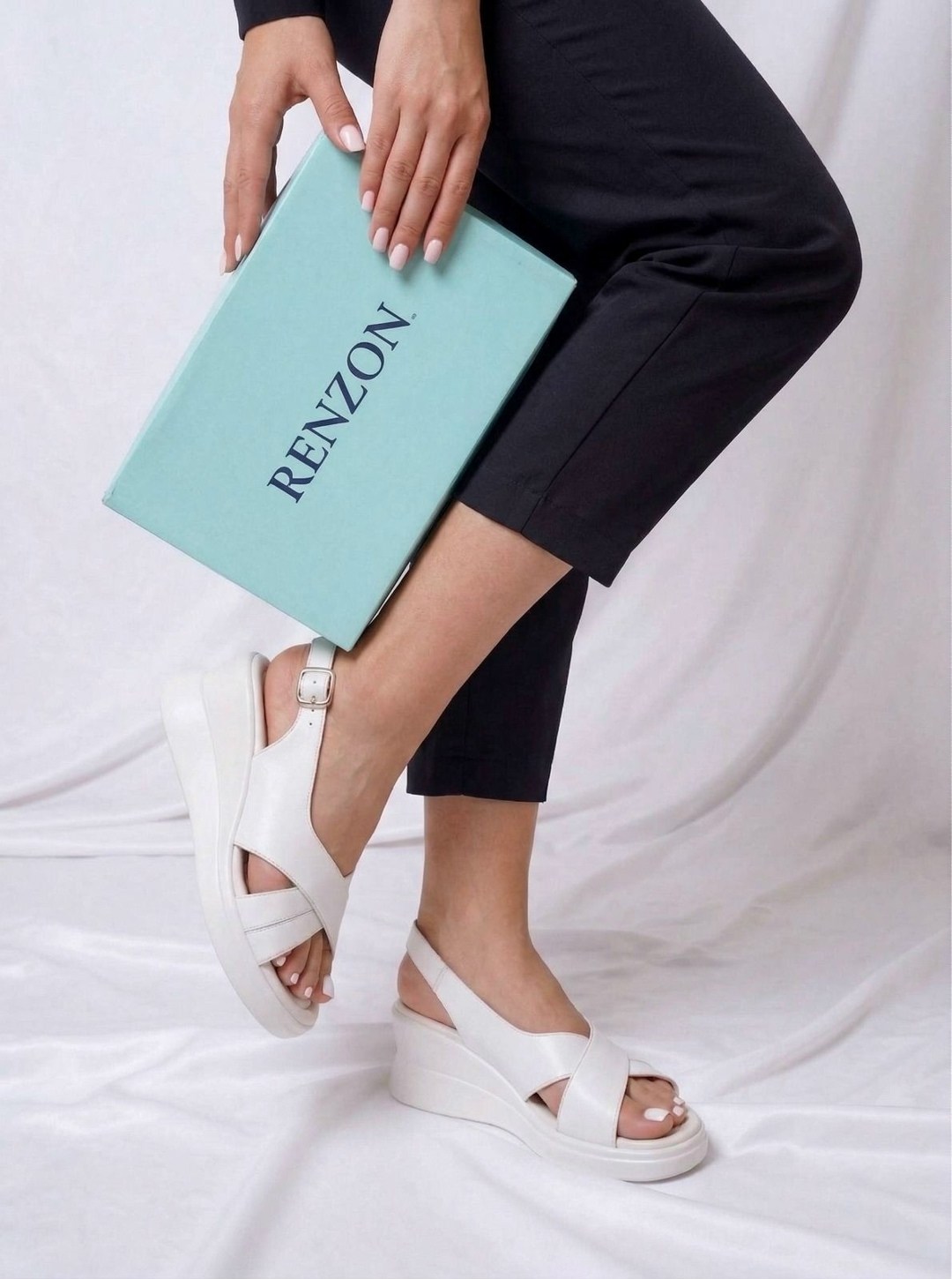 ,женские босоножки,женские босоножки на платформе,босоножки на платформе,стильные босоножки