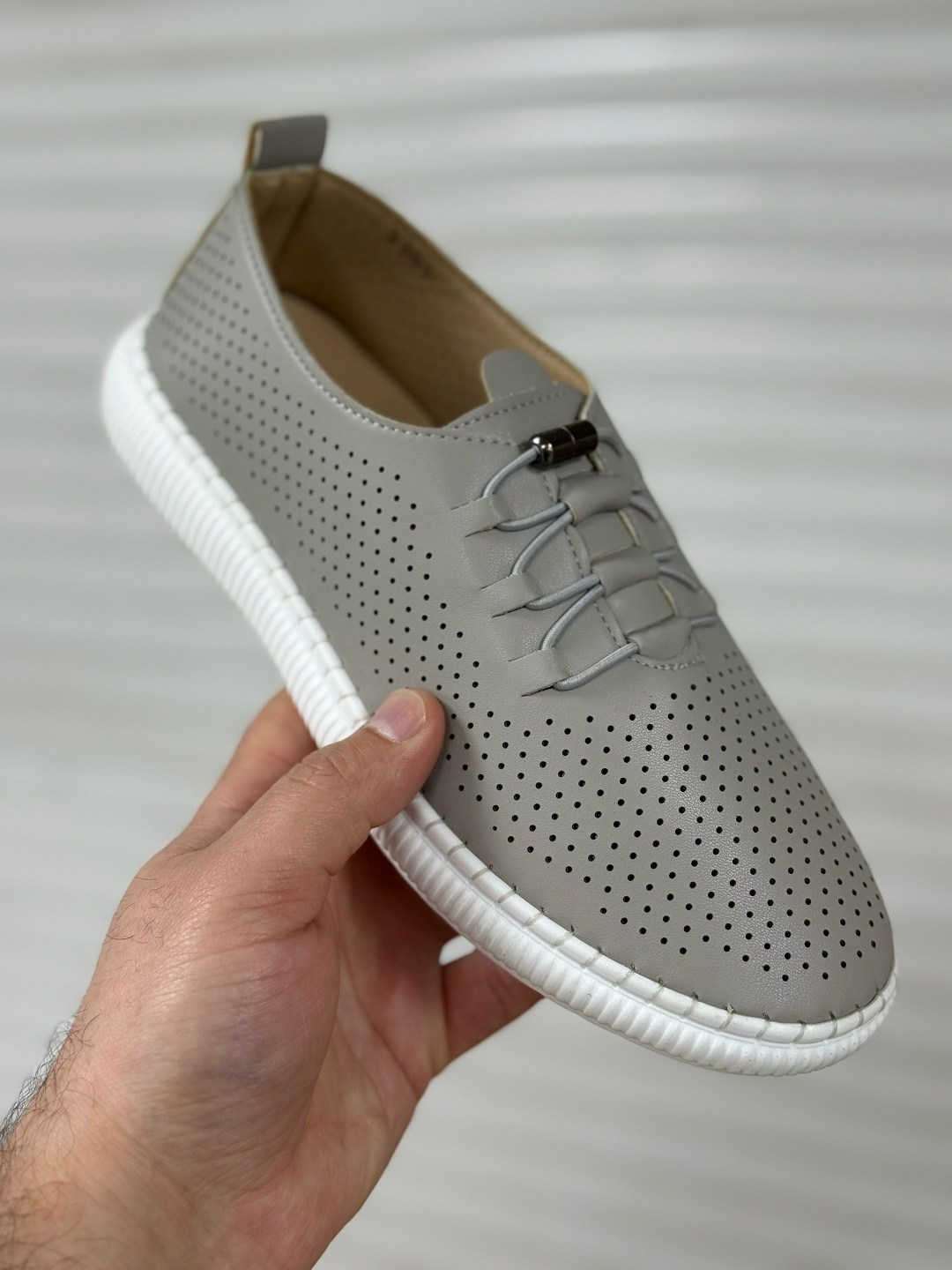 ,женская ,обуви,кеды женски,кеды с перфорацией женские