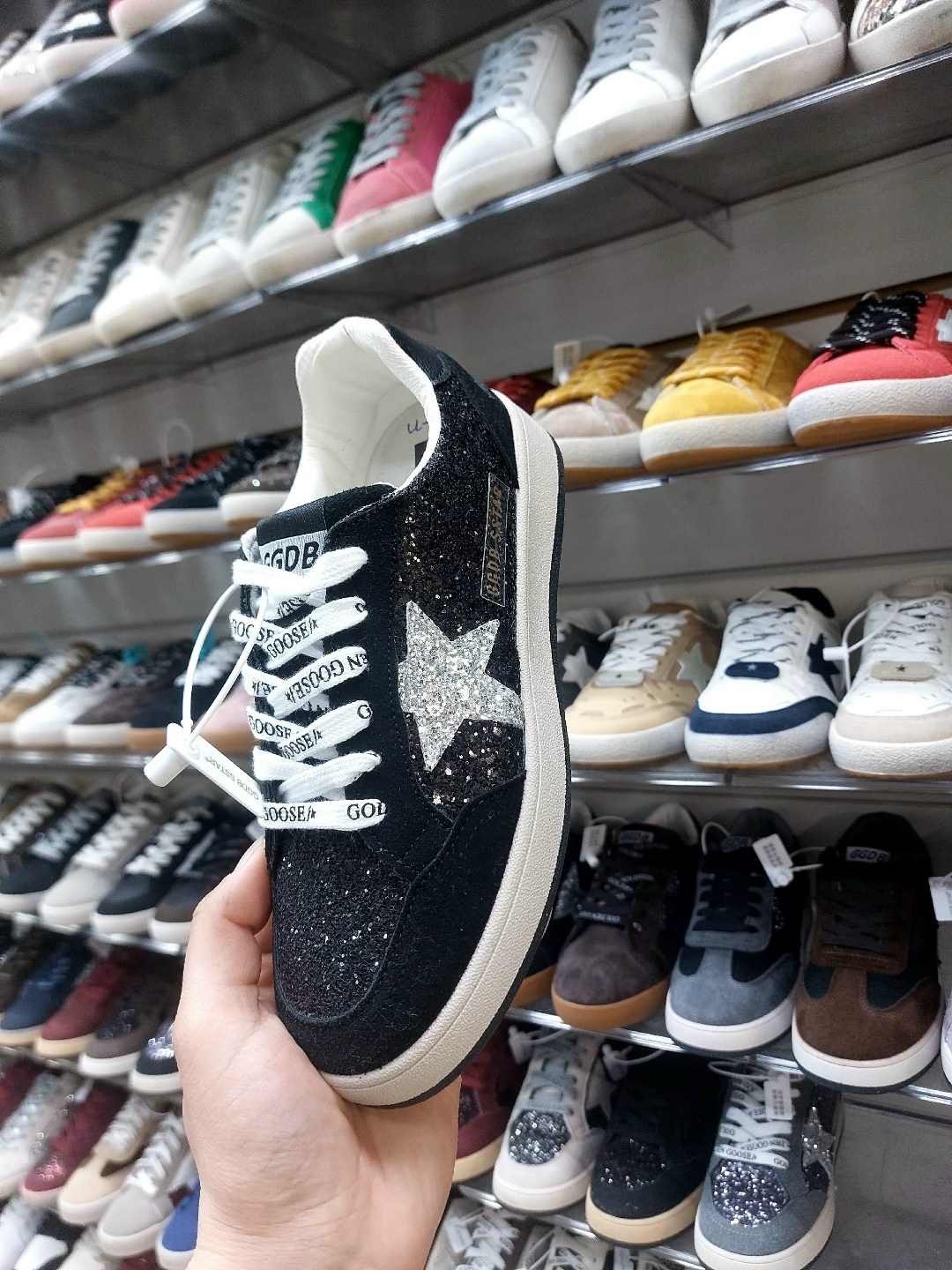 ,кеды golden goose,кроссовки golden goose,кроссовки golden goose с пайетками на платформе,кеды голден гус