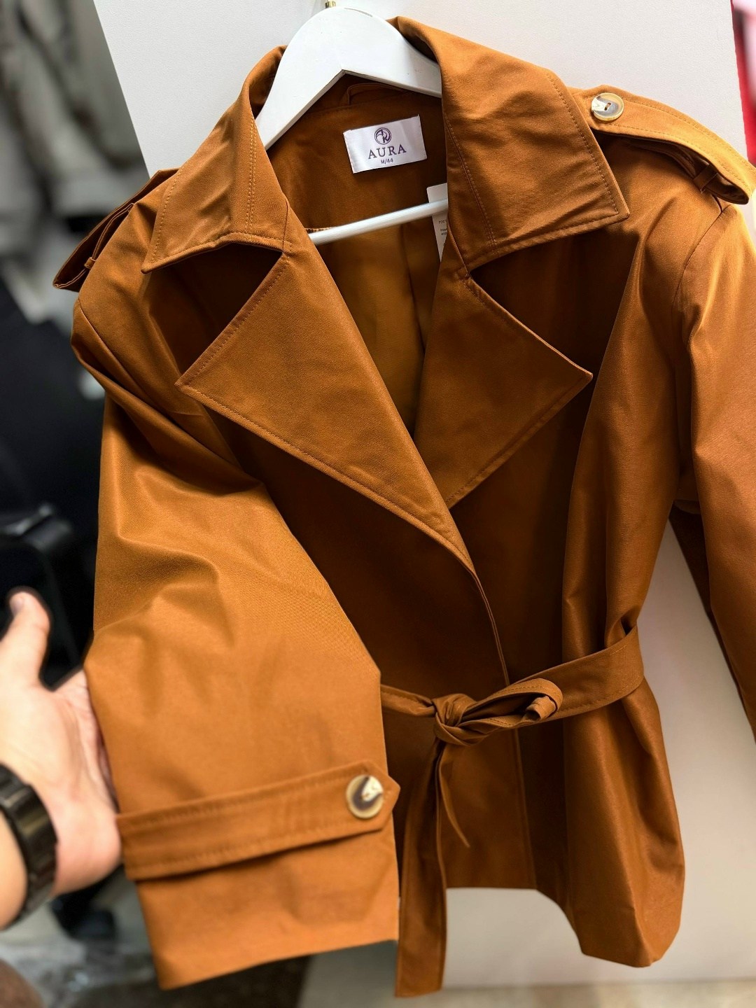 тренч женский,женские пальто,пальто с поясом,пальто осеннее,укороченное пальто