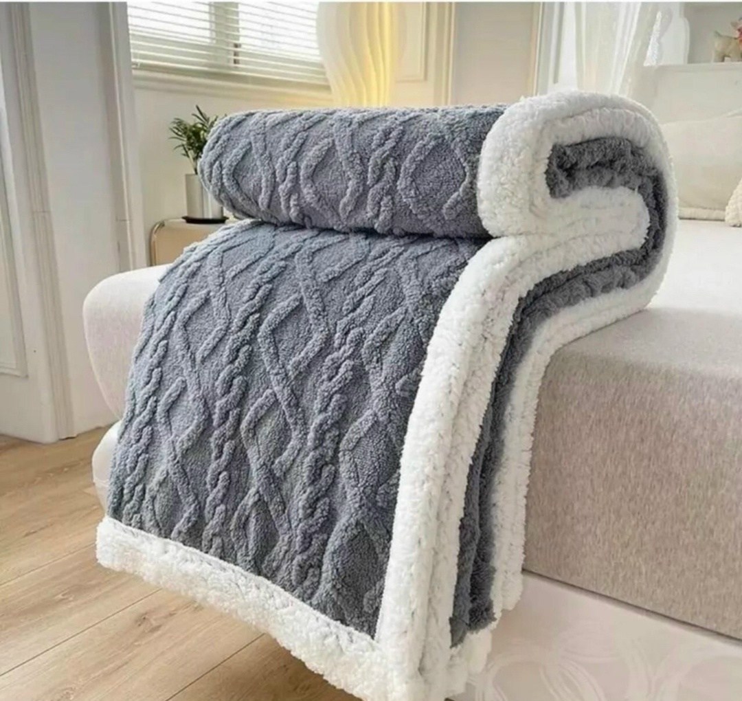 одеяло теплое,плед теплый,плюшевое одеяло,двусторонний плед,плед