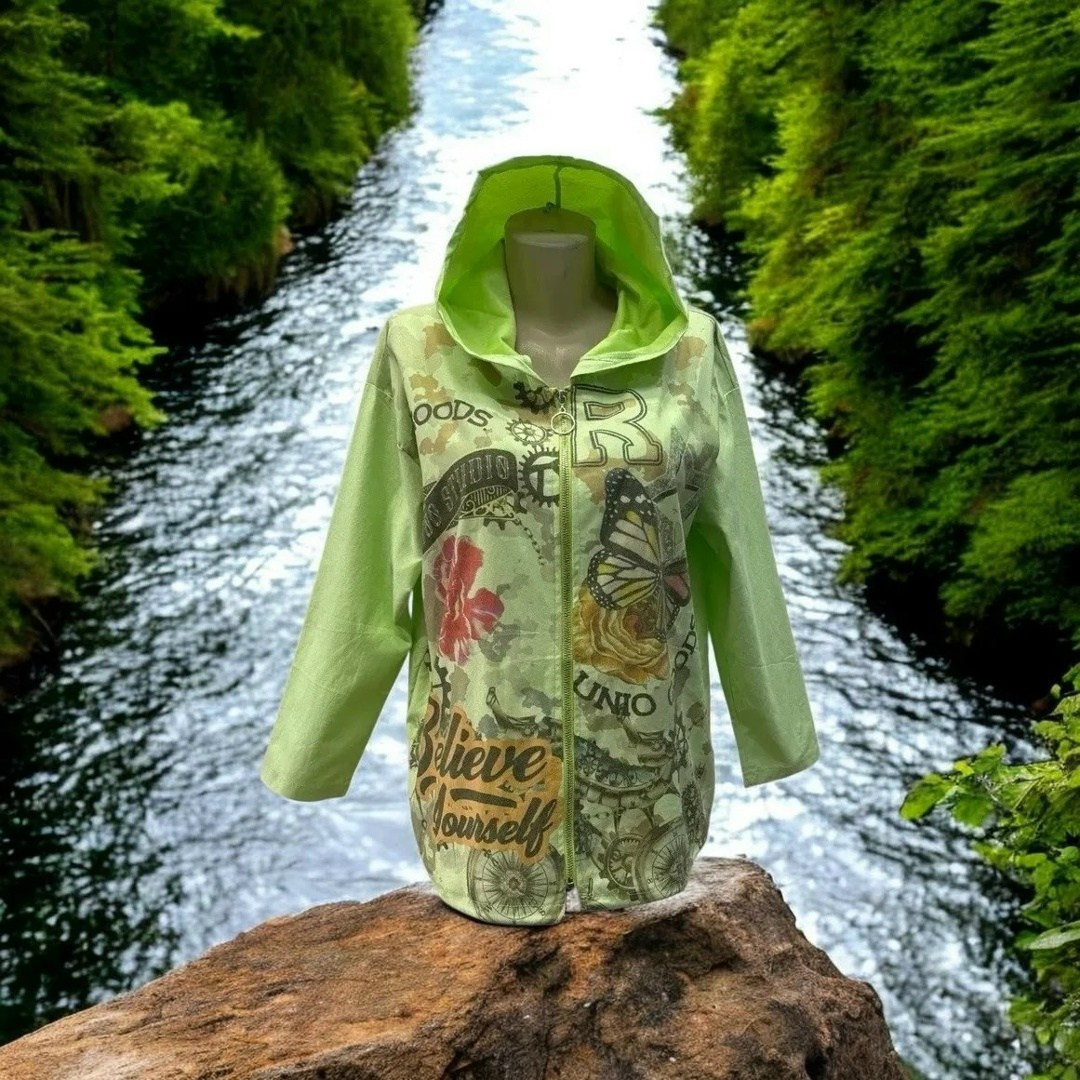 куртка демисезонная,ветровка,куртка женская,женская ветровка,женская кофта